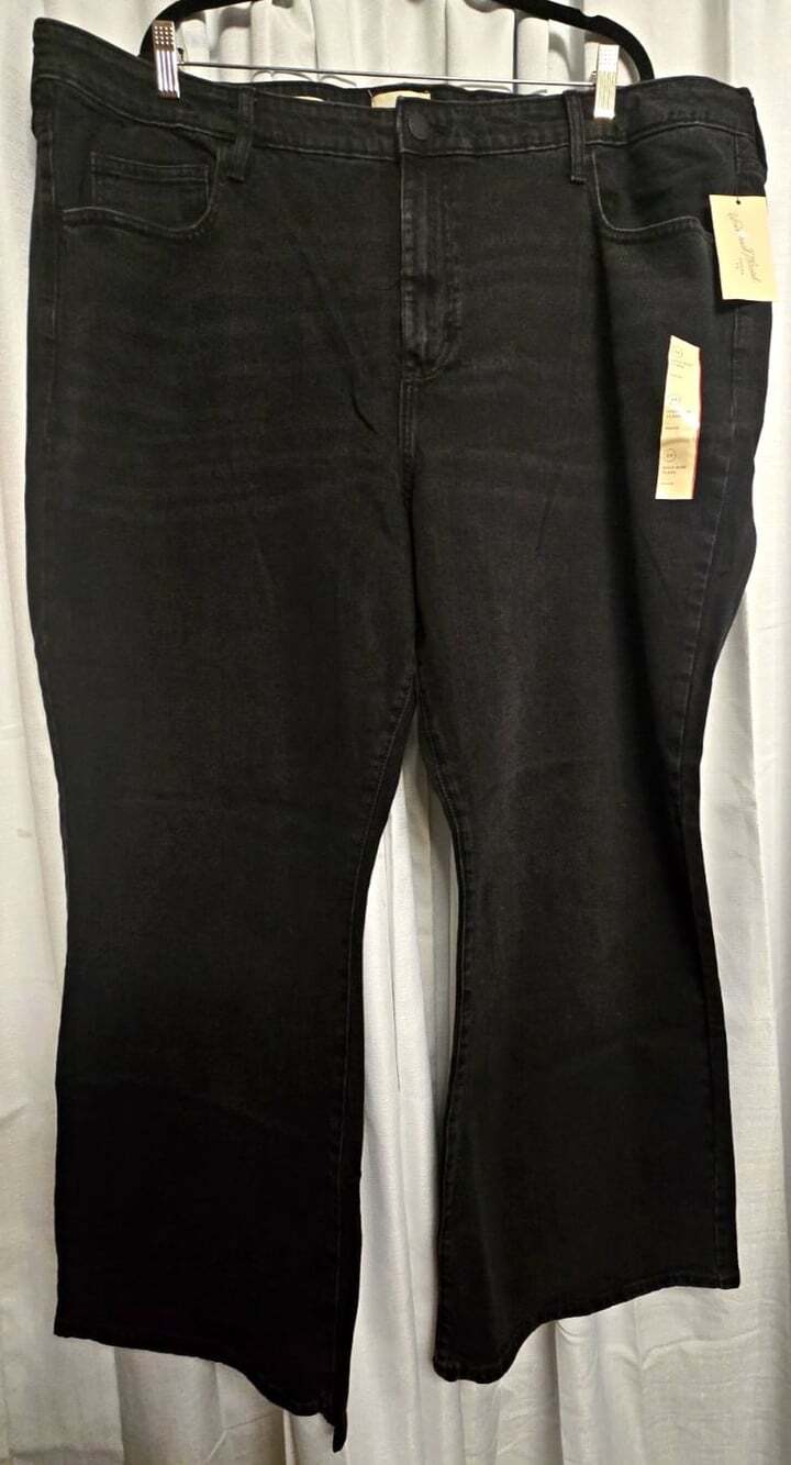 Universal Thread Women Plus 24 Flare Black High Rise Jeans Stretch New